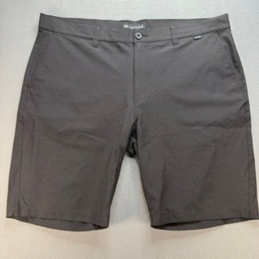 TravisMathew Shorts Mens 40 (FITS 42) Black Beck Performance Golf Casual Stretch